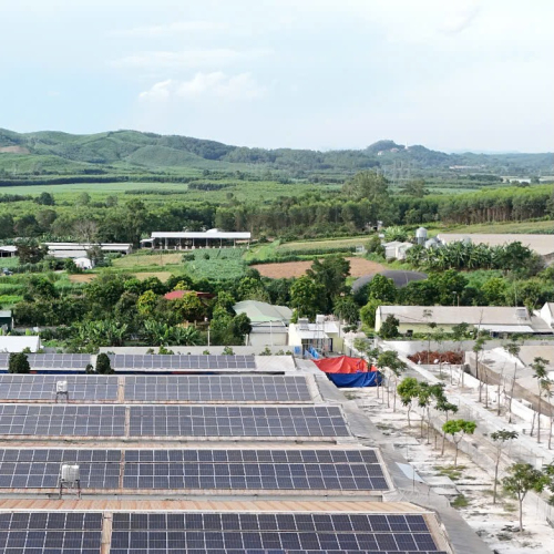 Lắp đặt trang trại, Cty lắp đặt năng lượng Cty điện năng lượng Hanogen lắp đặt hệ thống hoà lưới 300KWP trời Hanogen - hệ thống 300KWP