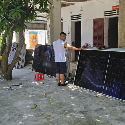 Hanogen cung cấp lắp đặt điện năng lượng mặt trời có lưu trữ 3kwp